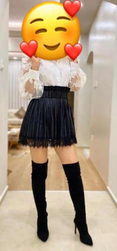 Alev-alev kendi yeri olan escort Nur