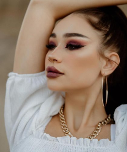 Arsız kumral escort Derin