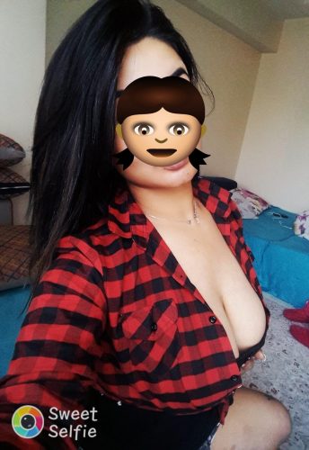 Baştan çıkaran esmer hatun Idil