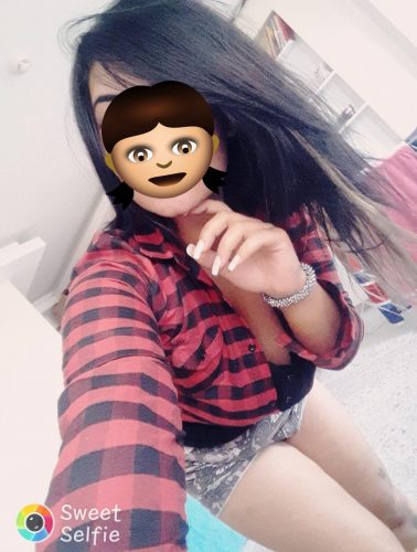 Baştan çıkaran esmer hatun Idil