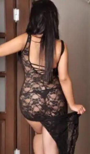 Baştan çıkaran tecrübeli bayan Gülten