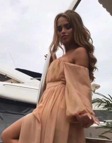 Cazibeli oral yapan hatun Halime