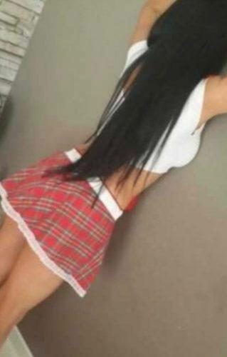 Çekici doyumsuz escort Naile
