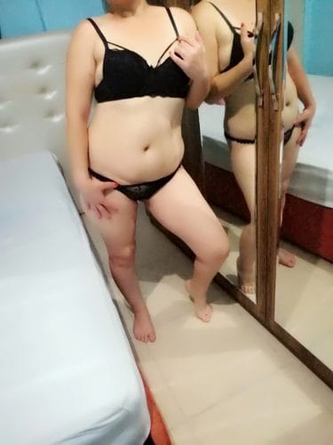Çekici masaj yapan escort Delfin