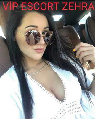 Çekici otelde buluşan escort Göknil