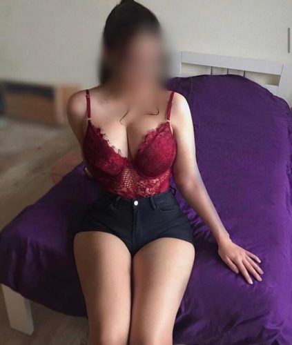 Çılgın sakso çeken hatun Banu