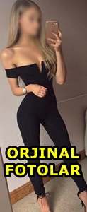 Cıvıl-cıvıl esmer Aliye