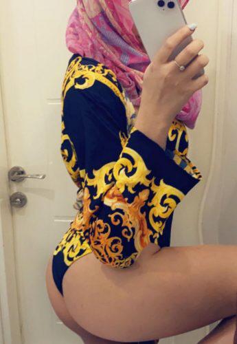 Cıvıl-cıvıl evinde buluşan kadın Güniz