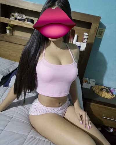 Eşsiz esmer eskort Ayda