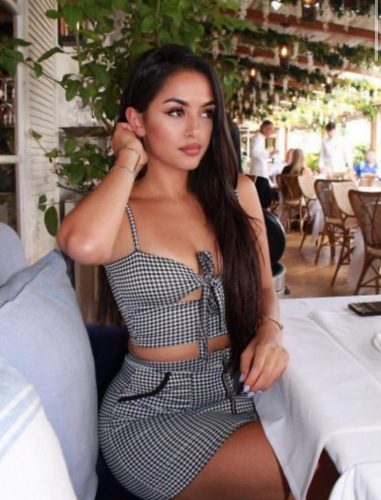 Eşsiz oral yapan kız Figen