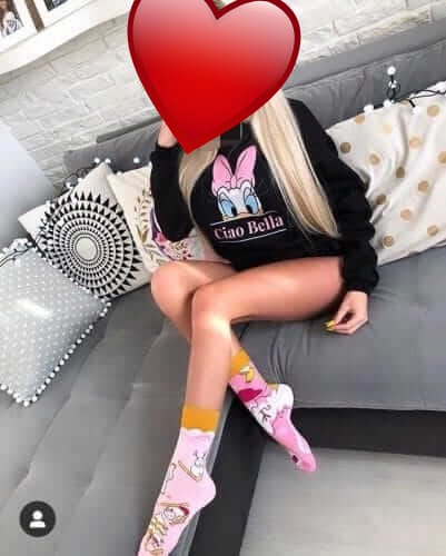 Gösterişli orijinal resimli kadın Cansel