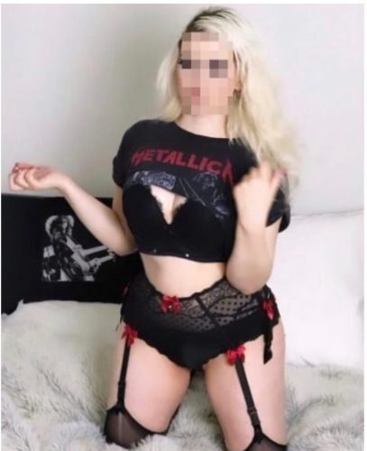 Harika masöz kız Dilay