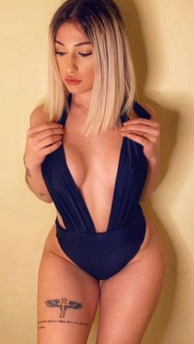 Muhteşem buğday tenli eskort Maral