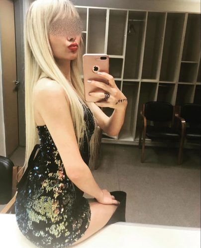 Neşeli kaprissiz escort Mürüvvet