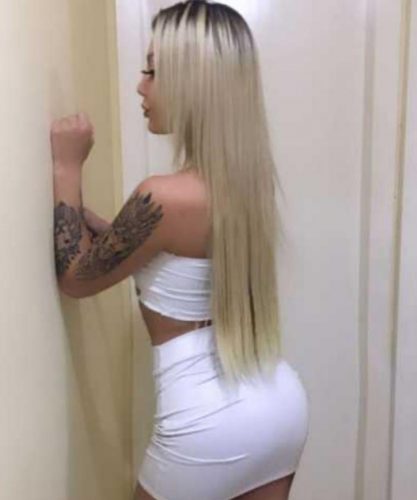 Neşeli ön sevişme yapan escort Rahşan