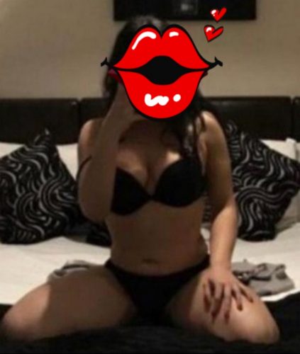 Neşeli orijinal resimli kız Betil