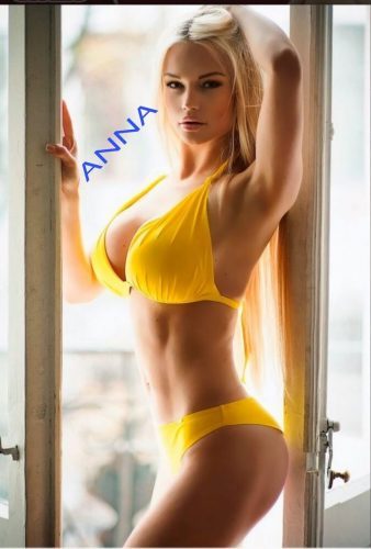 Seçkin dans yapan escort Nahide