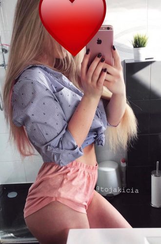 Seçkin evinde buluşan kız Mürüvvet