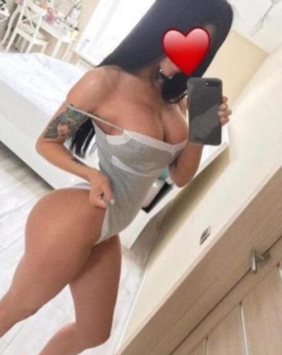 Seks kraliçası sarışın Merve