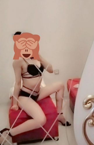 Seksapel masaj yapan eskort Gülçin