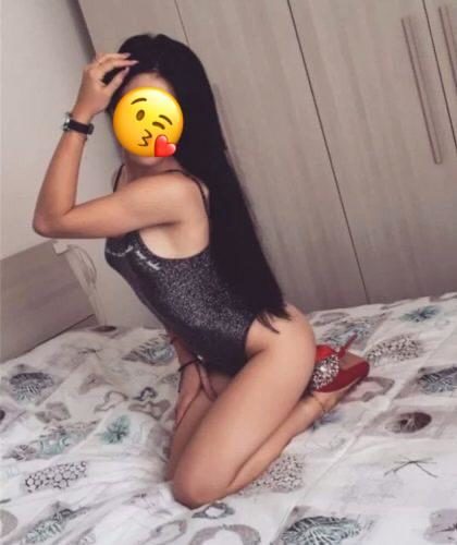 Seksapel oral yapan eskort Cansu