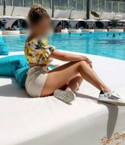 Seksi dans yapan kadın Bingül