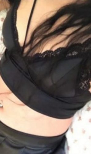 Şık doyumsuz eskort Deren
