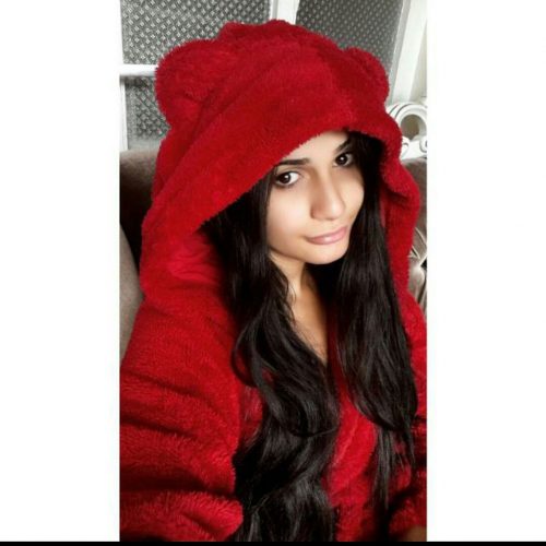 Şımarık dans yapan escort Gökçen
