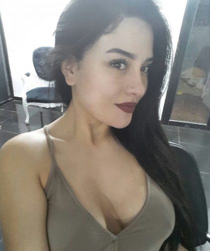 Şımarık fetişe açık bayan Hürmüz