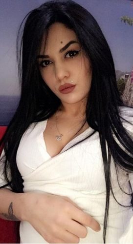 Şımarık oral yapan hatun Ruhşen