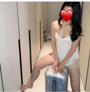 Şımarık otelde buluşan Burçin
