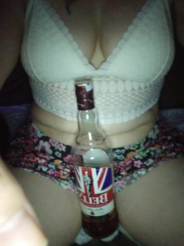 Süper evinde buluşan escort Güner